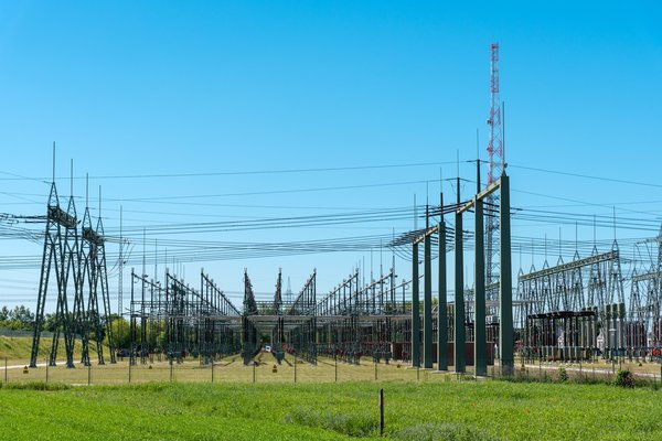 Quelle stratégie de relais adopter en natation pour maximiser les chances de victoire ?